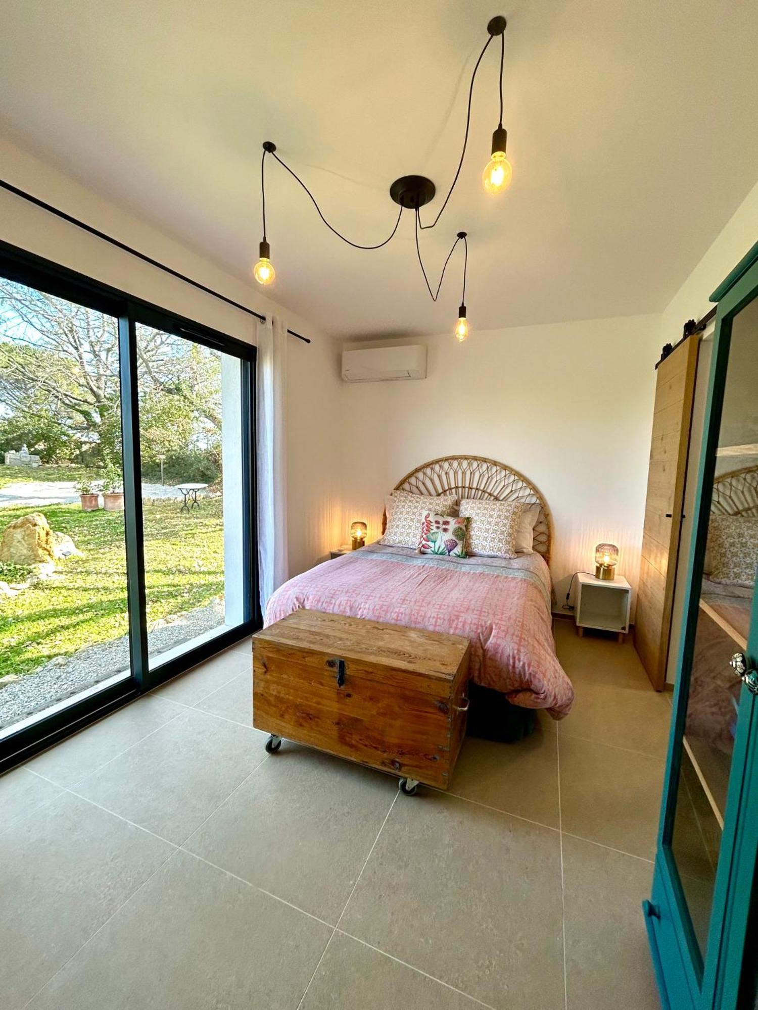Maison A La Campagne 4 Personnes มงโตรูซ์ ภายนอก รูปภาพ